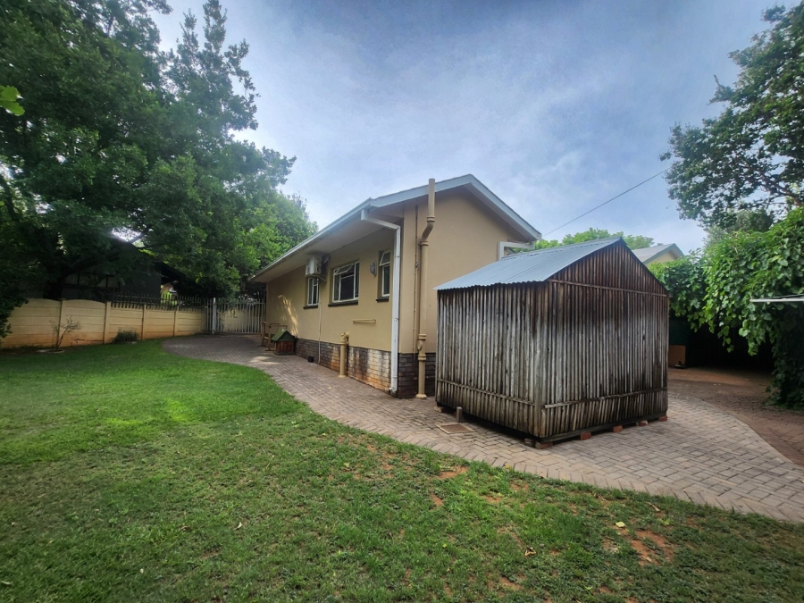 4 Bedroom Property for Sale in Flamwood North West